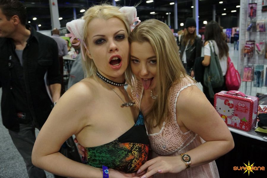 exxxotica2014bts